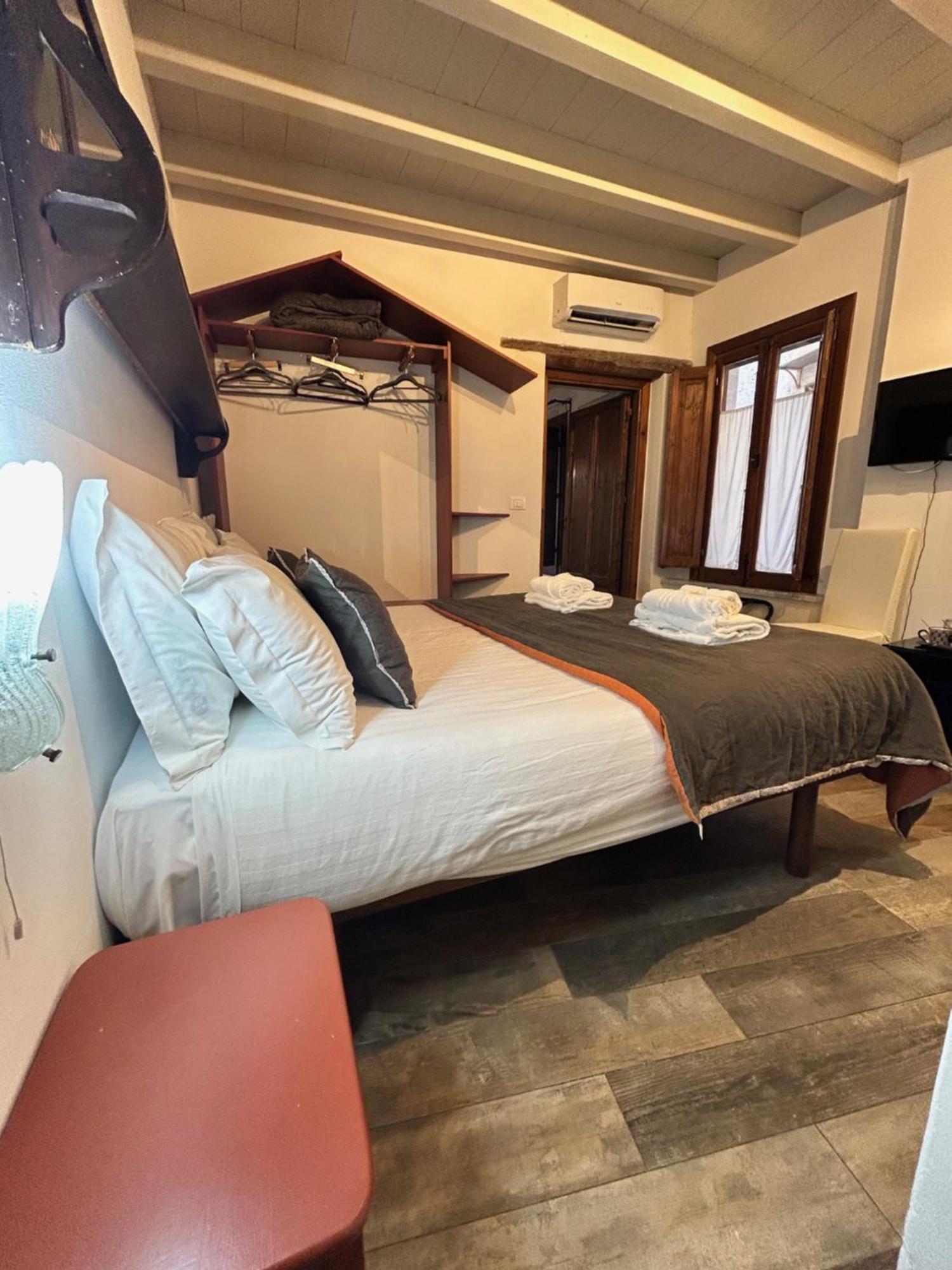 Locanda Sette Fate Spa E Solarium Palermo Exteriör bild